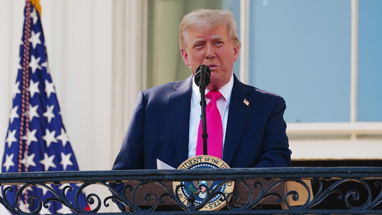 Трамп пообещал провести в США важнейшие военные модернизации за всю историю