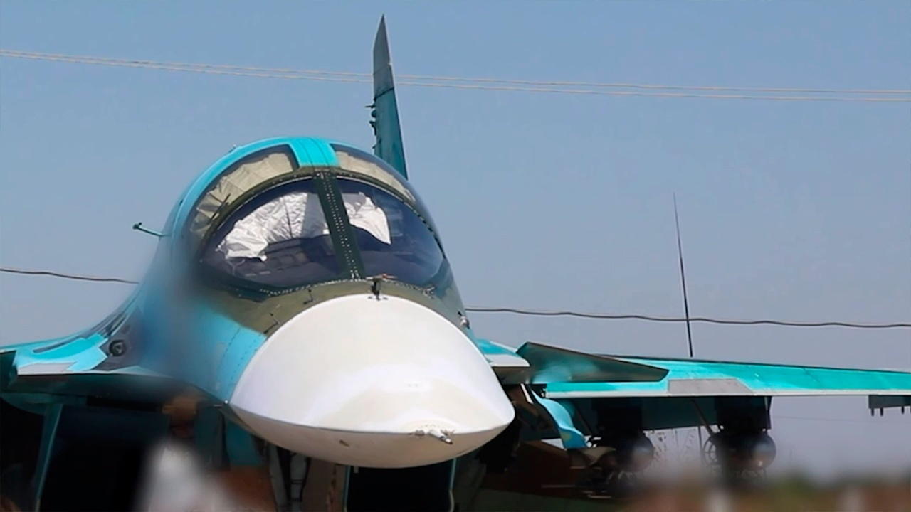 Летчики смешали с землей пункт временной дислокации ВСУ авиабомбами