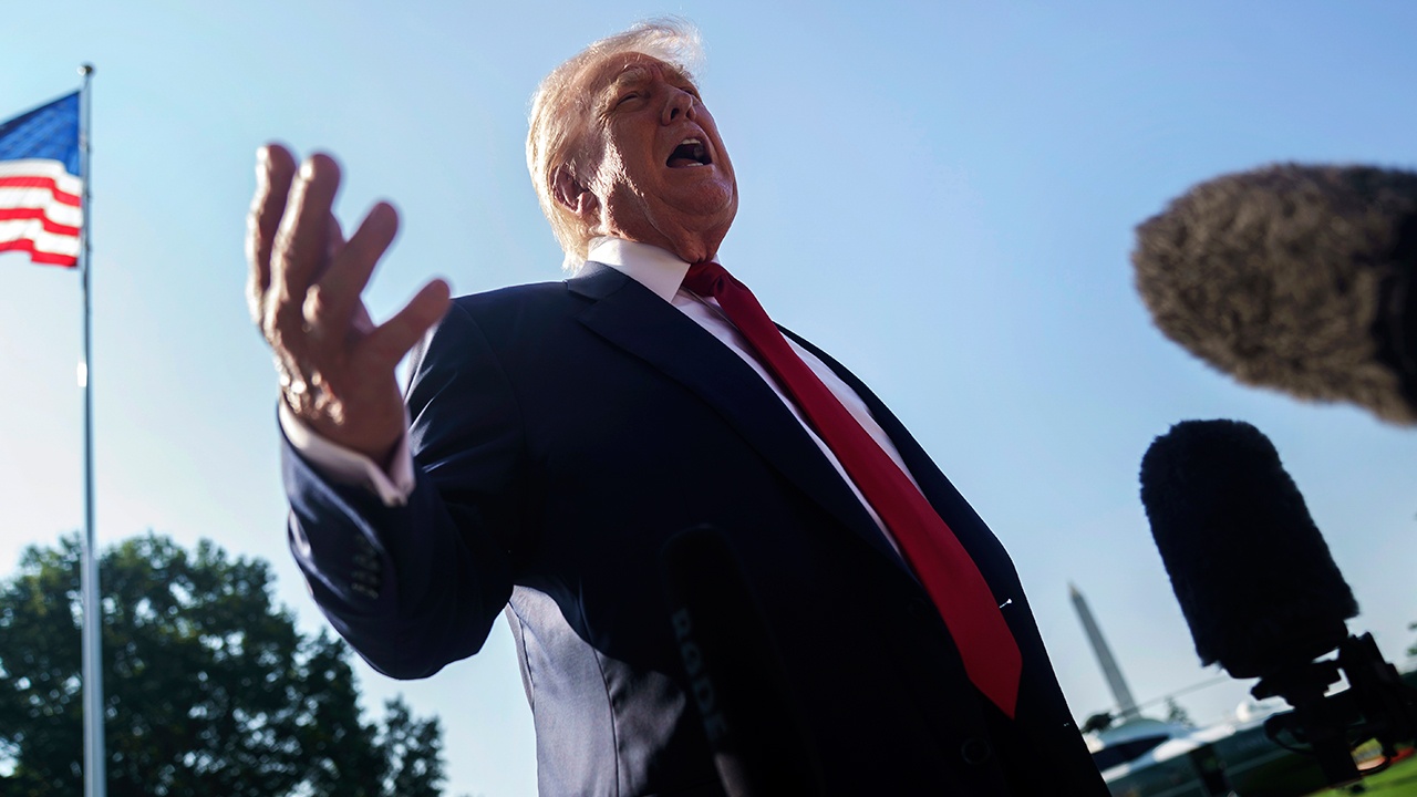 Фон дер Ляйен ожидает решение торгового спора от встречи с Трампом в Шотландии