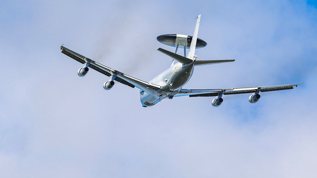 Business Insider раскрыл, как НАТО с помощью комплексов AWACS наблюдает за РФ