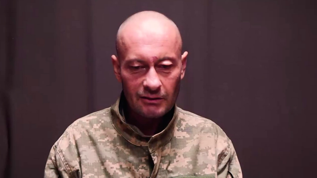 Пленный Чернец рассказал, что его отвезли в военкомат якобы из-за выписки штрафа