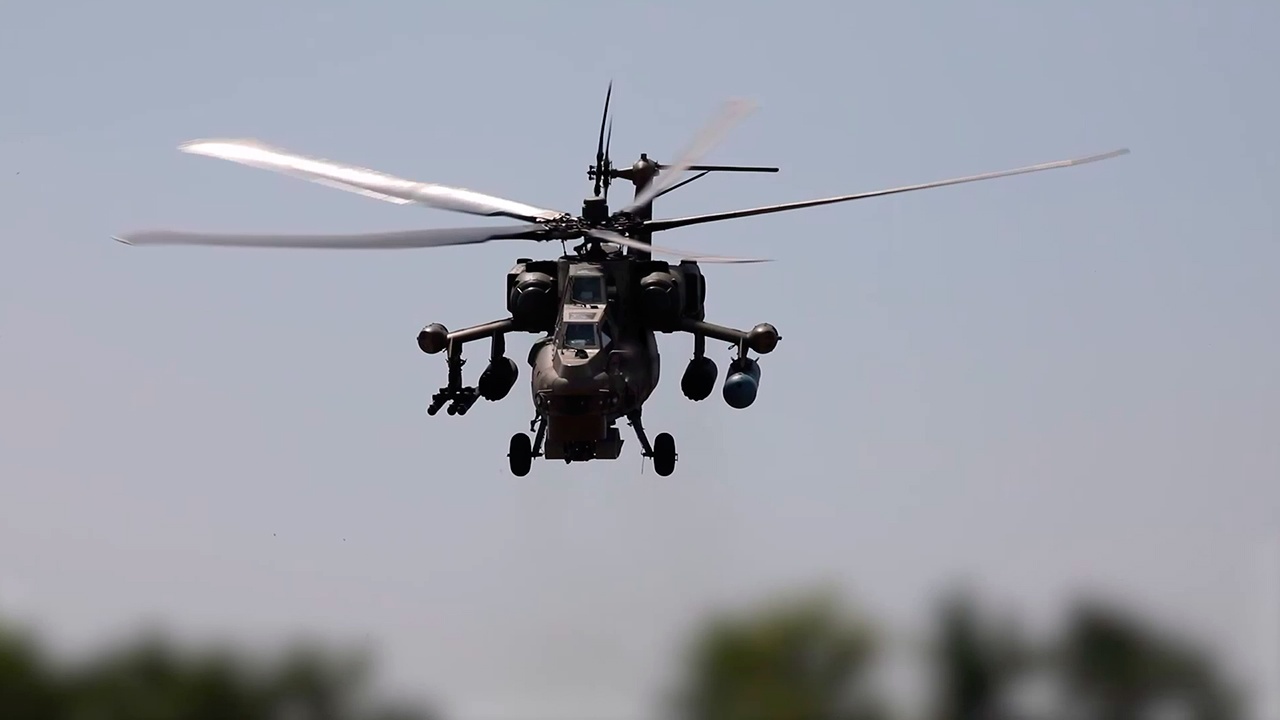 Экипаж Ми-28 ударил авиаракетами по технике и живой силе ВСУ