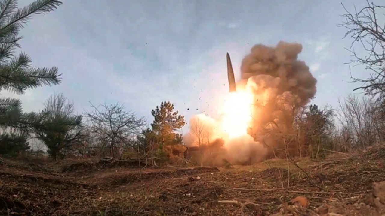 В Госдуме назвали своевременным решение об отмене моратория на РСМД