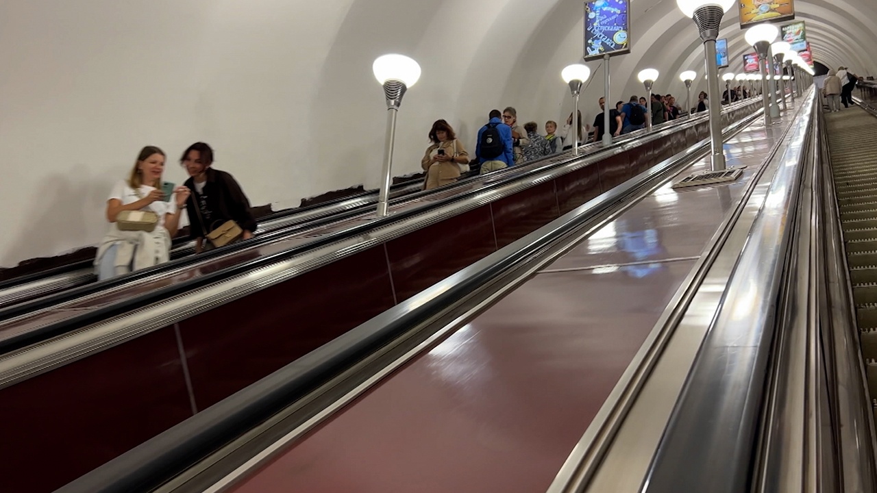 Новые правила: как изменили меры безопасности в метро Санкт-Петербурга