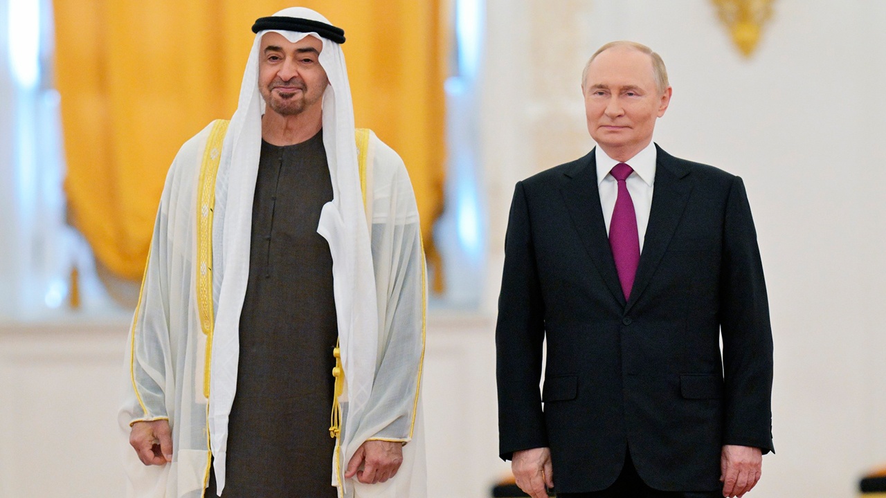 Президент ОАЭ высказался о переговорах с Путиным на русском языке