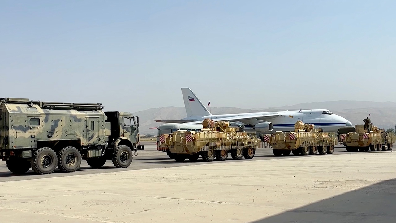 Российские военнослужащие прибыли в Киргизию для участия в учениях «Рубеж-2025»