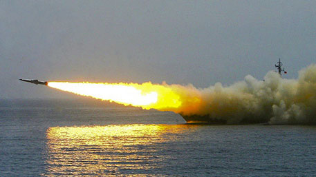 Тени над морем: Россия ставит на вооружение уникальные противокорабельные ракеты