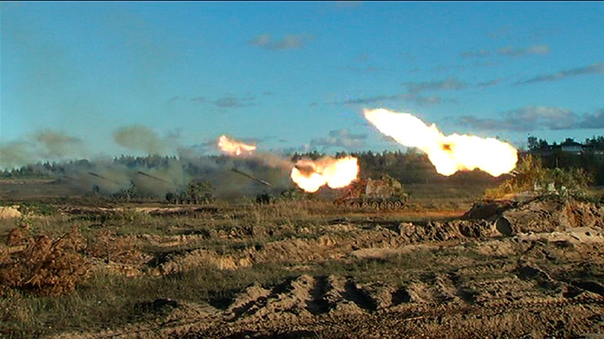 пожар в танковом. пожар. многоэтажки россии. пожар в танковом. сильный пожар.