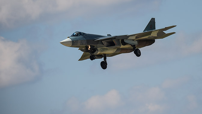 Стали известны сроки испытаний истребителя Су-57 с двигателем второго этапа