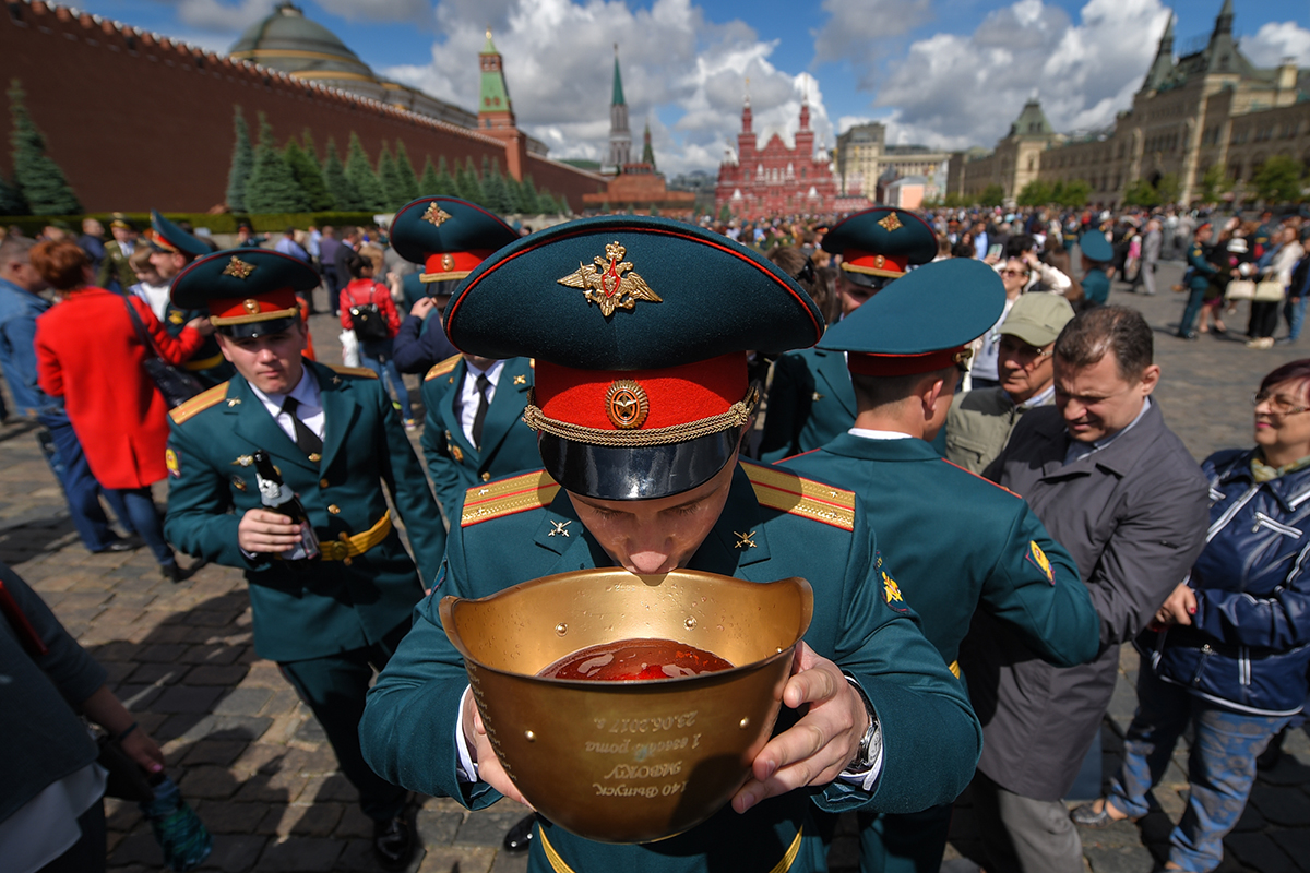 Выпускник военного училища