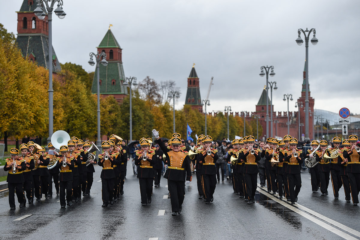 В москве прошел парад