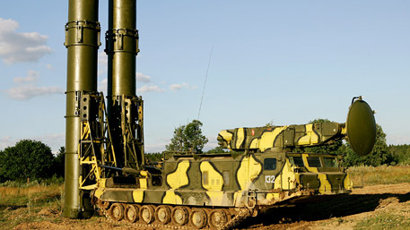 Минобороны России получило дивизионный комплект ЗРС С-300В4 Минобороны России получило дивизионный комплект ЗРС С-300В4