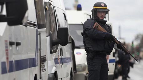 Шесть терактов предотвратили спецслужбы Франции – глава МВД страны