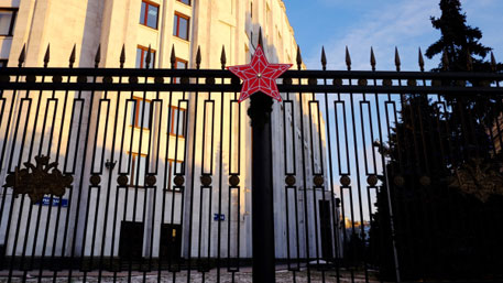 Минобороны требует от Польши восстановить оскверненный памятник красноармейцам 