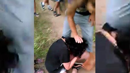 Видео избиения подростками школьницы в Прикамье выложили в Сеть - ТРК Звезда Новости, 24.08.2016 