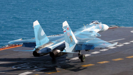 Су-33 выкатился за пределы палубы «Адмирала Кузнецова»