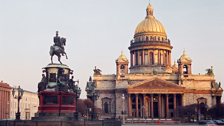 РПЦ хочет брать процент с выручки турфирм за экскурсии в Исаакиевский собор
