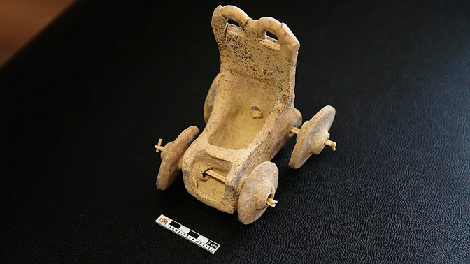 Археологи нашли «машинку» возрастом 5 тысяч лет