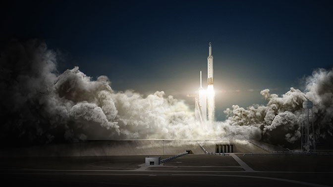 Илон Маск опубликовал фото тяжелой ракеты Falcon Heavy на мысе Канаверал