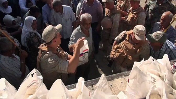 За сутки в населенные пункты Сирии доставлены 4,5 тонны гумпомощи
