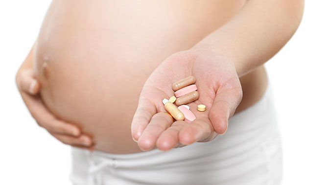 Ученые назвали самые опасные обезболивающие при беременности