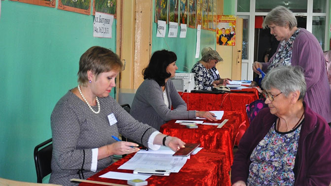 Владимир Сипягин побеждает на выборах губернатора Владимирской области