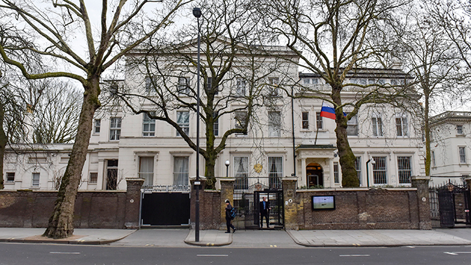 Посольство РФ покажет «необычную активность» британским спецслужбам
